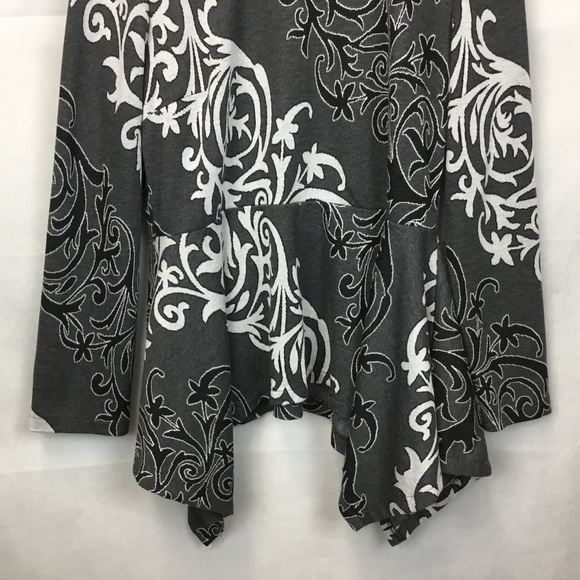 ECI New York Boho Peplum Knit Top Paisley Pattern. - Picture 4 of 9